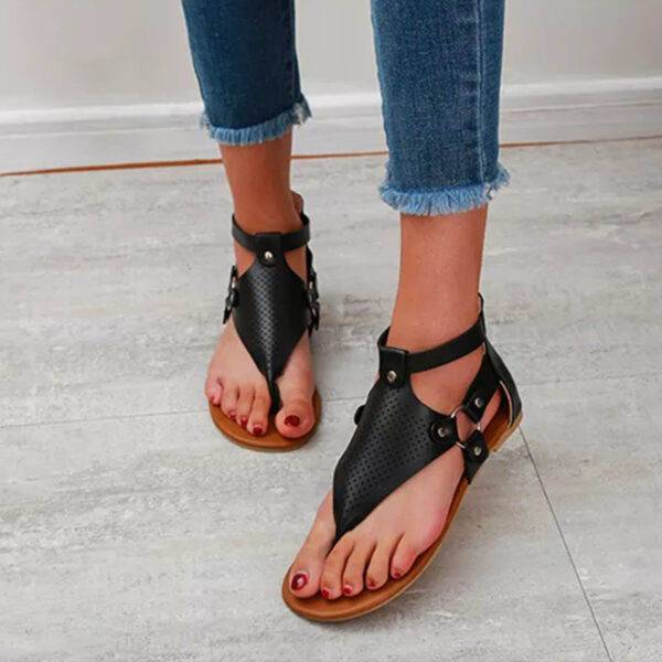 "Sleek Black Criss-Cross Zipper Back Sandals"