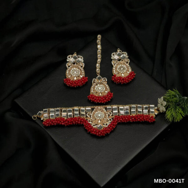 ANAHITA'S NECKLACE (MBO-0041T)