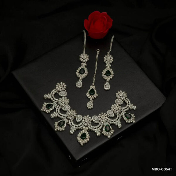 HAMIDA'S NECKLACE (MBO-0054T)