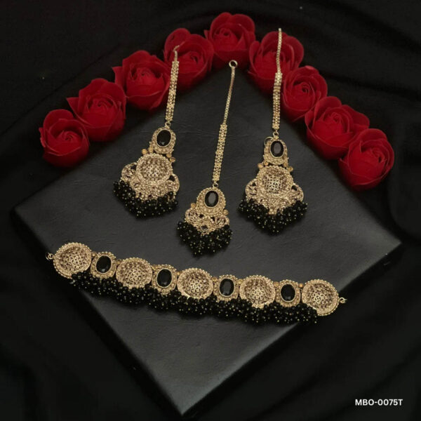 HINAL'S NECKLACE (MBO-0075T)