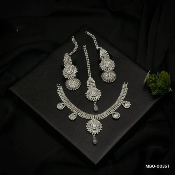 SADAF'S NECKLACE (MBO-0035T)