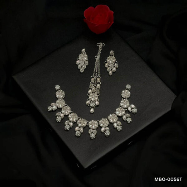 SEEFA'S NECKLACE (MBO-0056T)