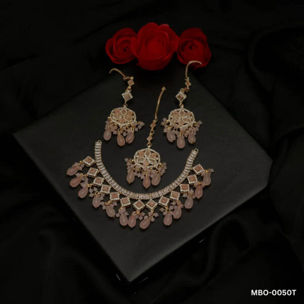 SHARIA'S NECKLACE (MBO-0050T)