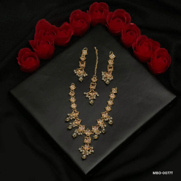 VARSHA'S NECKLACE (MBO-0077T)