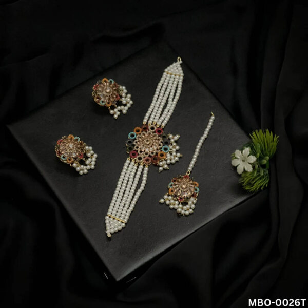 ZOOBIA'S NECKLACE (MBO-0026T)